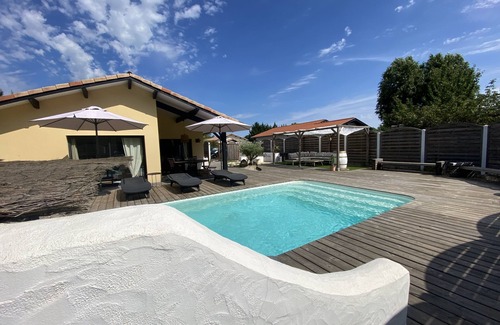 La Teste-de-Buch House | Villa with Private Heated Pool and Ocean Views