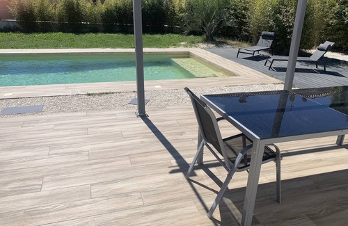 Puget-sur-Argens Villa | Inviting Villa with Private Pool near Beaches and Amenities