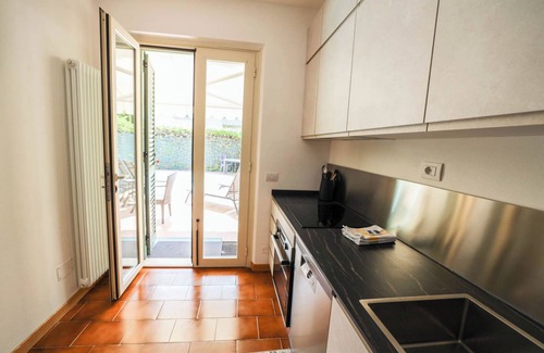 Marina di Pietrasanta Villa | Serene Villa with Private Pool & Whirlpool Near the Sea