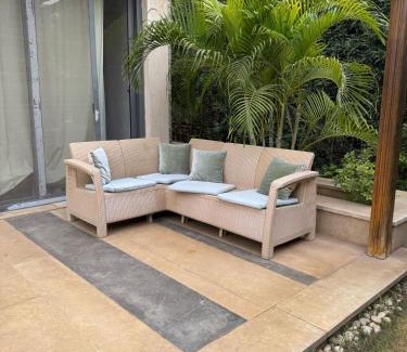 Sheikh Zayed City Villa | Villa with private pool and garden