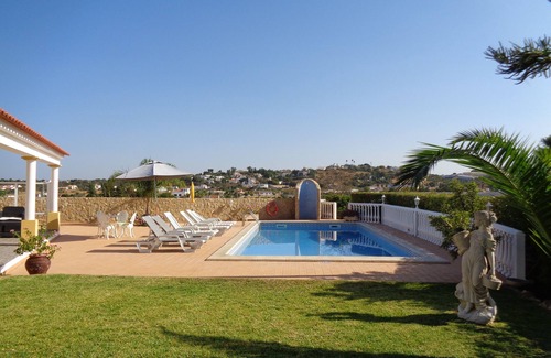Castelo House | Private Pool Villa with Barbecue & Ocean View - Guest Rated 9.8