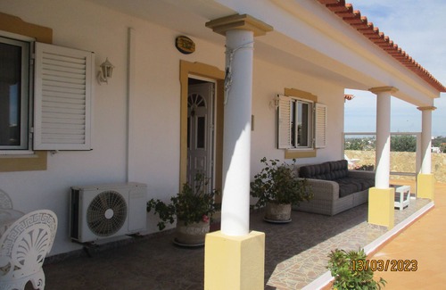 Castelo House | Private Pool Villa with Barbecue & Ocean View - Guest Rated 9.8