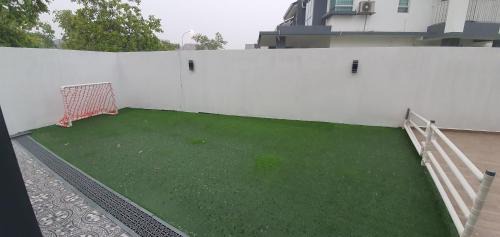 Kampung Batang Benar Villa | Relaxing Villa with Private Pool & Sauna in Nilai