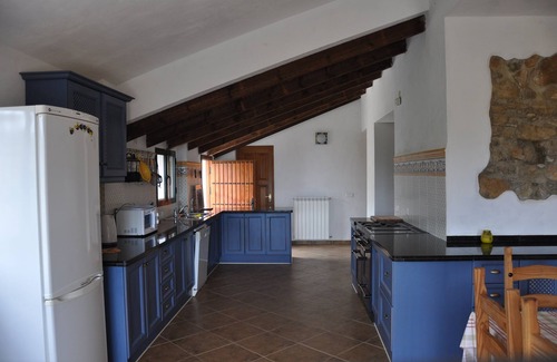 Pizarra Villa | Idyllic Villa with Private Pool in Secluded 23 Acres