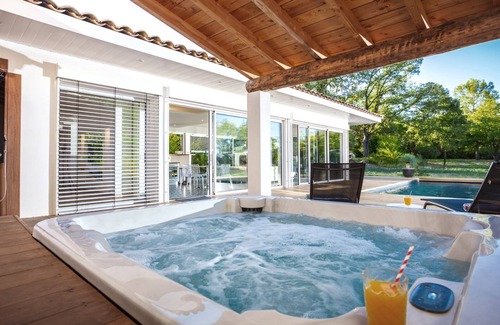 Carnas Villa | Elegant Villa with Private Pool and Spa Oasis Experience