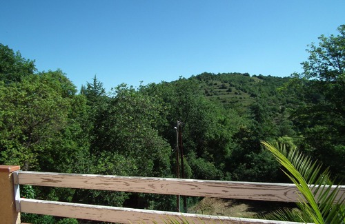 Reynes Villa | Tranquil Villa with Private Pool & Mountain Views Near Ceret