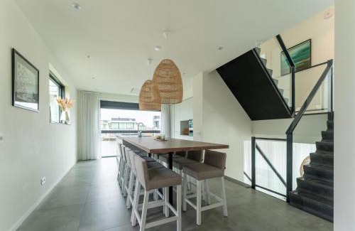 Arnemuiden House | Elegant Villa with Private Jetty on Veerse Meer, Rated 9.3