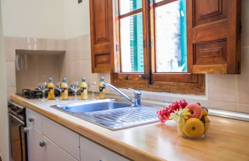 Buger Ski Chalet | Relaxing Villa with Private Pool in Mallorca Awaits You