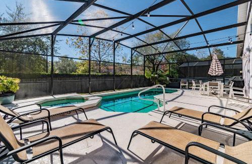 Lake Berkley Villa | Villa with Private Pool in Lake Berkley Resort