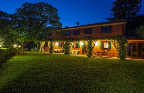 Fiorenzuola di Focara House | Villa Angela: Family-Friendly Retreat with Private Pool