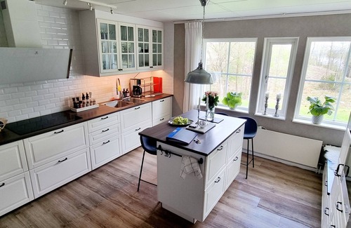 Sandared Villa | Family-Friendly Villa with Sauna Near Nature and Pool