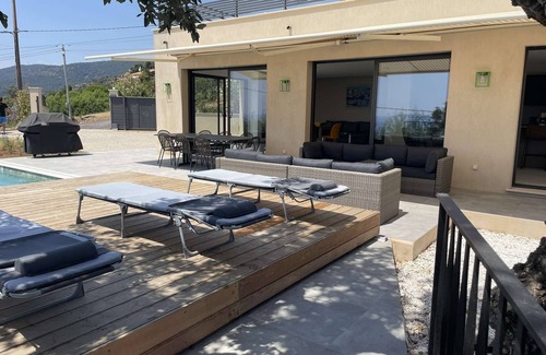 Le Rayol Villa | Villa with sea view