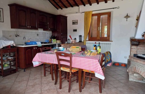 Ferretto Villa | Idyllic Villa in Tuscany with Pool, WiFi & Air Conditioning