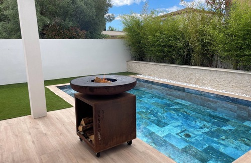 Perols House | Villa with swimming pool close to the beach and streetcar.