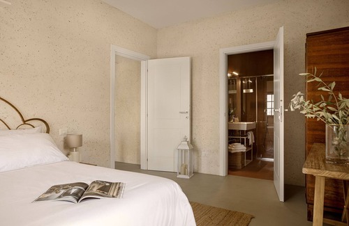 Pescia Romana Other | Tranquil Villa with Pool, 800m from Beach – Guest Rated 10/10