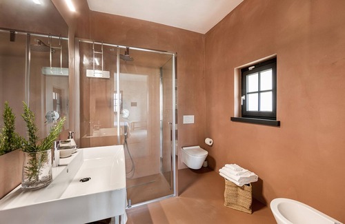 Pescia Romana Other | Tranquil Villa with Pool, 800m from Beach – Guest Rated 10/10