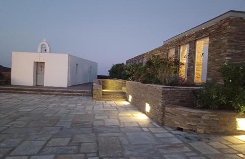 Paleopolis House | Villa with view to Sea and Chora