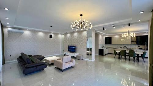 Gabala Villa | Villa Wolverine: Guest Rated 9.3, Pet Friendly with Pool