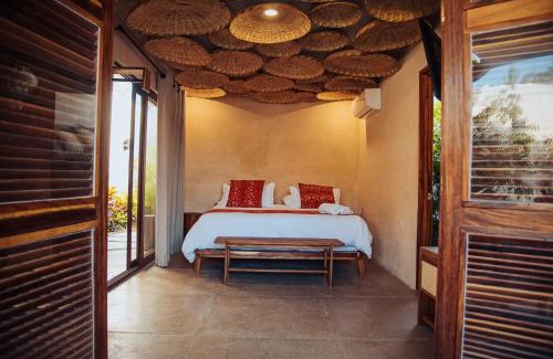 Perula Villa | Relax at Villa Yahualli: Pet-Friendly Retreat with Pool