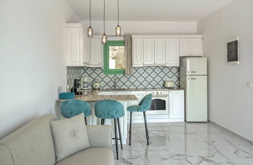 Lefkos Villa | Elegant Villa 'Yani La Scala' with Ocean View & Spa