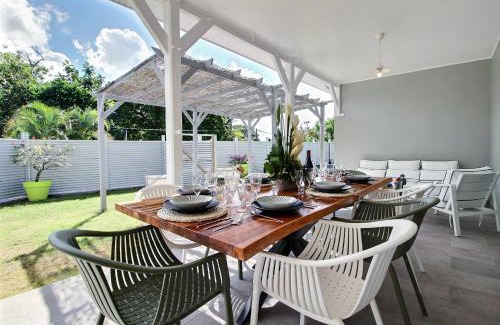 Case-Pilote Villa | Villa Zanzibar: Discover the North Caribbean with Private Pool