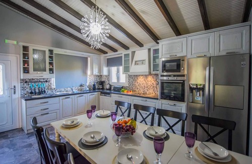 Peroulion Villa | Villa Zapphira: Oceanfront Escape with Private Pool