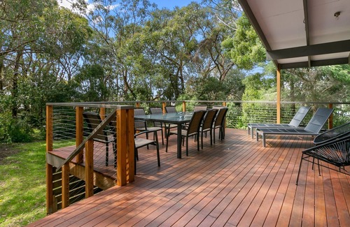Marengo House | Villa Zara: Oceanfront Retreat with Free WIFI & Netflix