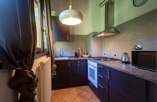 Castel Maggiore Apartment | Villa Zarri Guest House: Family and Pet-Friendly Retreat