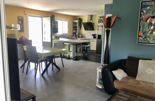 Colombiers Villa | Villa ZEN: Poolside Retreat with BALI Garden by Canal du Midi