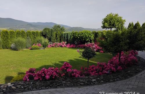 Holubyne House | Villa Solva: Oceanfront Escape with 10/10 Guest Ratings