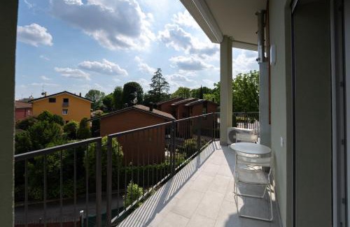 Bergamo Apartment | Villa Zina - Apt Verde: Family-Friendly Stay Near City Centre