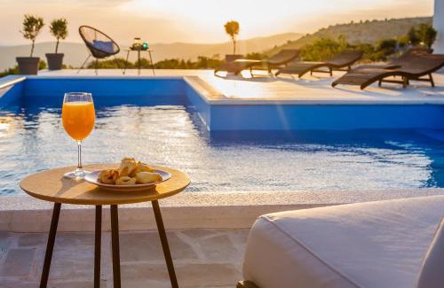 Seget Villa | Discover Villa Zlatno Sunce: A 4-Star Gem Near Trogir
