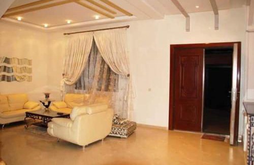 Menara Villa | Villa Zohour: Pet-Friendly Retreat with Pool & Breakfast