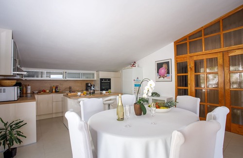 Omis Apartment | Relaxing Getaway at Villa Zorka with Oceanfront Views
