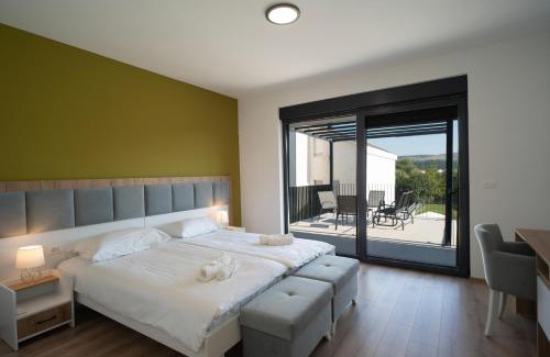 Blagaj Villa | Elegant Villa Zulfikar: Oceanfront Oasis with Pool