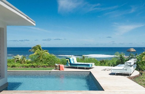 Saint-Francois Villa | Discover Villa Zyx: Family-Friendly Stay with Pool Access