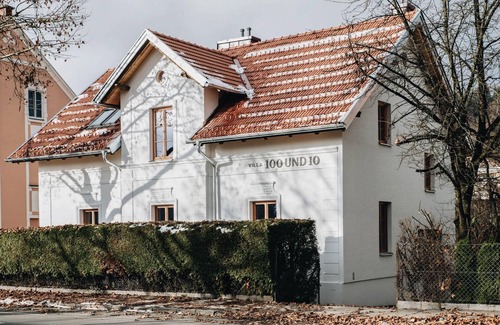 Klagenfurt am Woerthersee Apartment | Discover Villa100und10 Apartment Stone: Family-Friendly Getaway