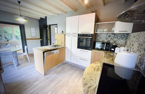 Saint-Die Villa | Villa250m: Relaxing Retreat with Pool, Spa & Ocean View