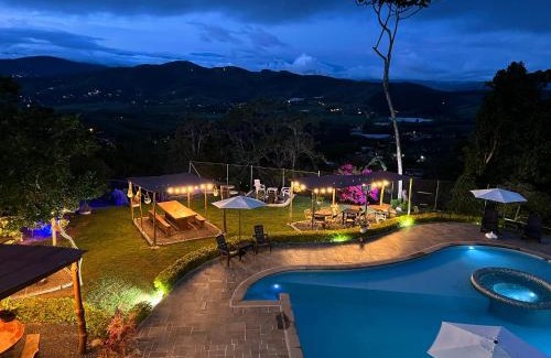 La Cumbre Hotel | Villaaura