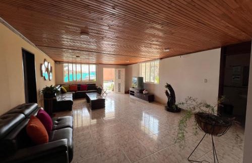 La Cumbre Hotel | Villaaura