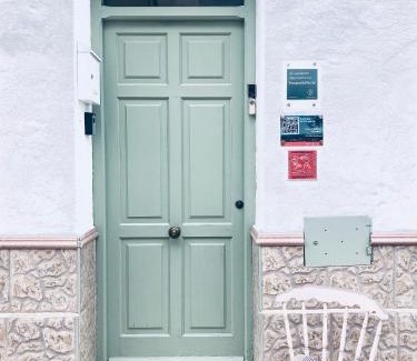 Caudiel House | Discover Villabett Caudiel: Pet-Friendly Retreat Awaits