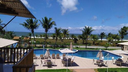 Bela Vista Apartment | Unforgettable Oceanfront Stay at Praia Itacimirim SummerVille