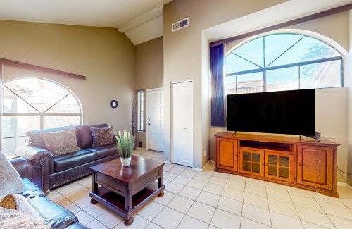 Maryvale Apartment | Family-Friendly Stay at Village at West Meadow 2441