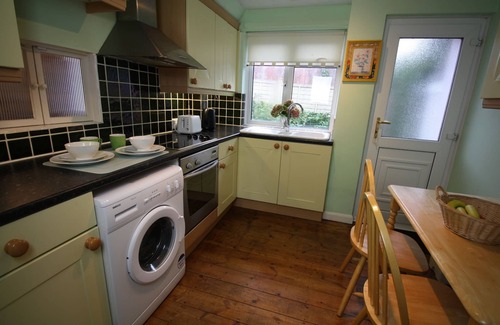 Chillington Cottage | Pet-Friendly Village Cottage Near Kingsbridge & Salcombe