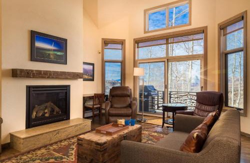 Mountain Village Apartment | Family-Friendly Village Creek: Guest Rated 10/10 Retreat