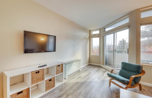 Warren Hotel | Family-Friendly Retreat at Village Gate Unit 209