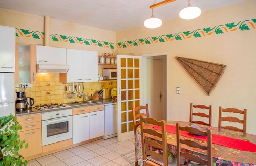 Sergeac Cottage | Idyllic Village Gite Retreat on the Vezere River