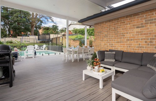 Shellharbour House | Village Hideaway – private family or group oasis with swimming pool, walk to beach & amenities