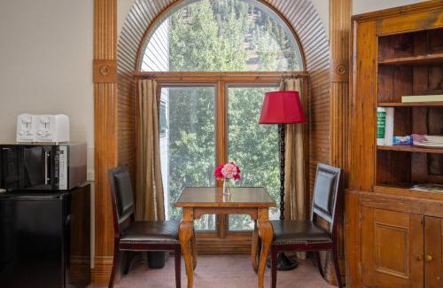 Telluride Apartment | Unforgettable Village Hideaway: Family-Friendly Retreat