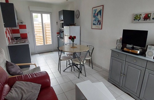 Saint-Come-de-Fresne House | Cozy Village House Steps from the Beach - Guest Rated 9.6